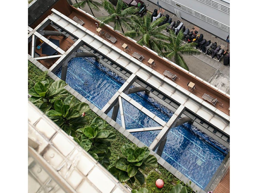 photo 4 — CentreStage Twr 2, Soho