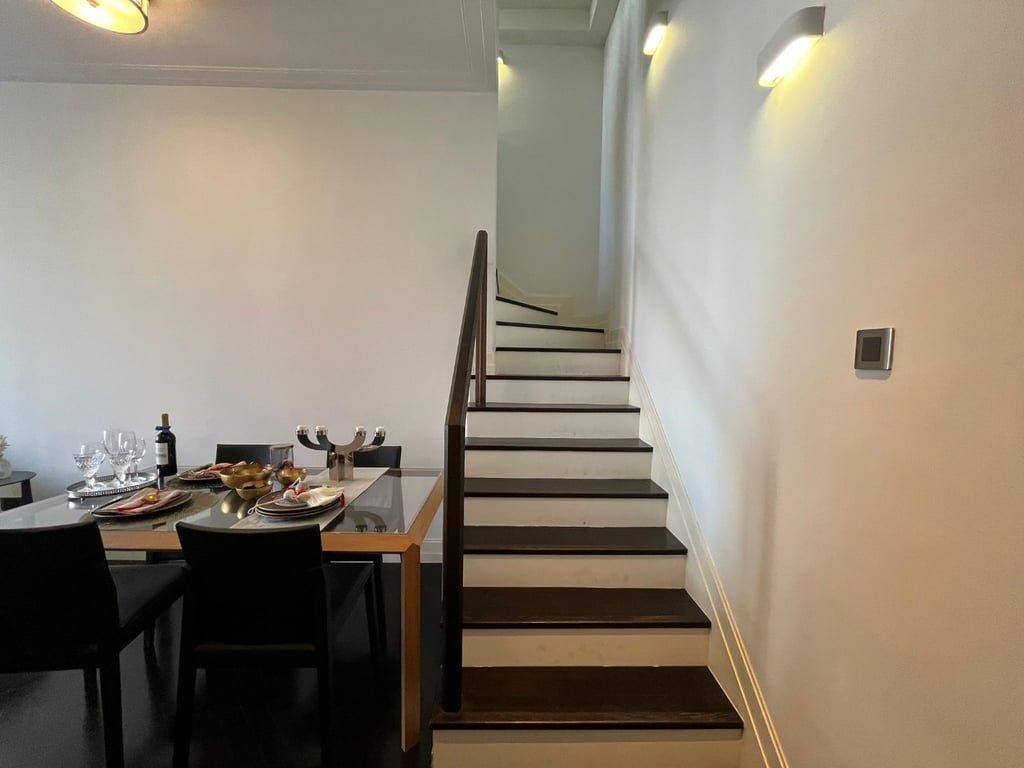 photo 8 — Castle One by V, Mid Levels West