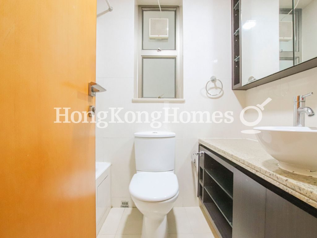 Guest Bathroom — 尚翹峰 3 座，灣仔