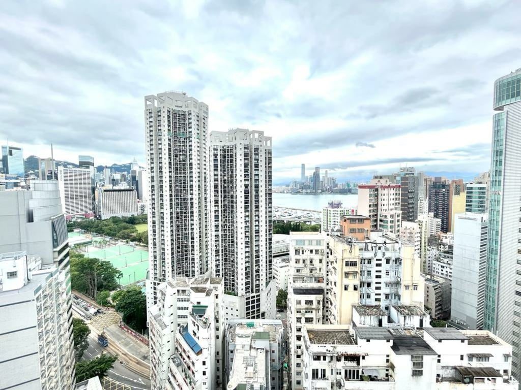 photo 4 — The Pavilia Hill Twr 1, Tin Hau
