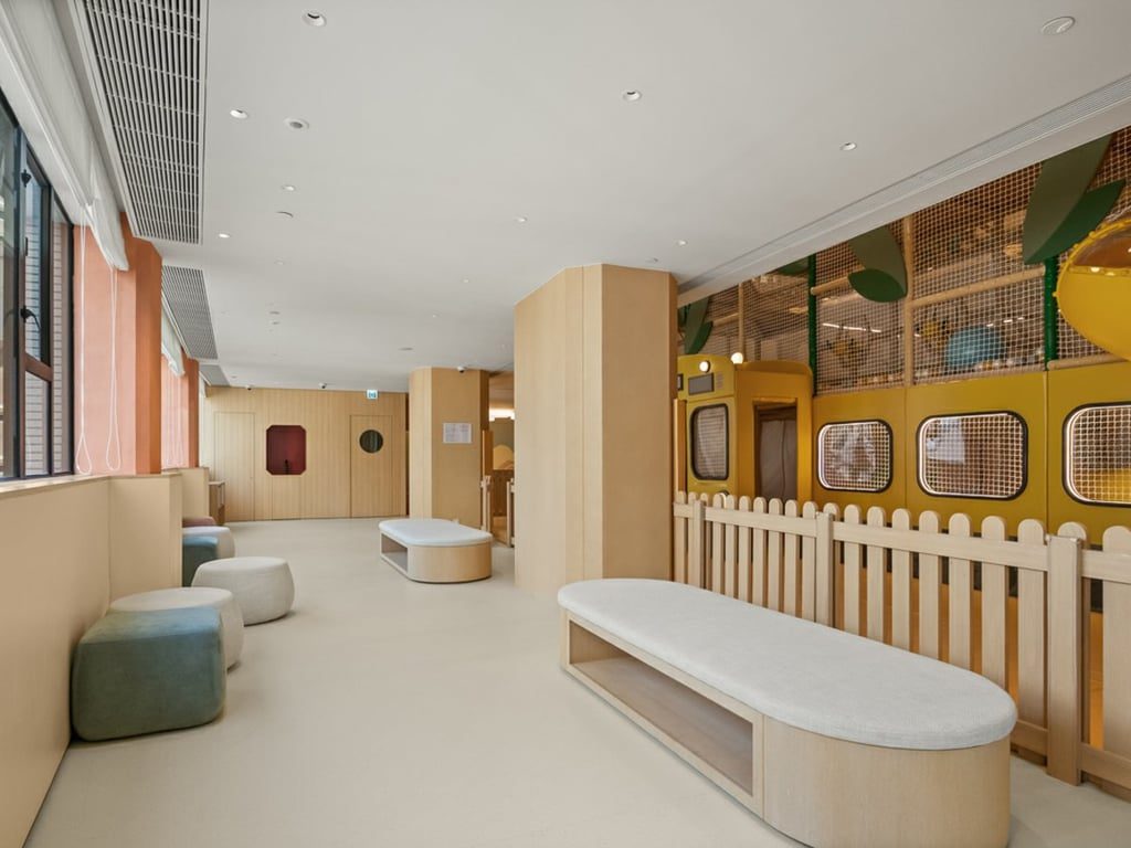 photo 15 — Bamboo Grove Blk 74, Mid Levels East