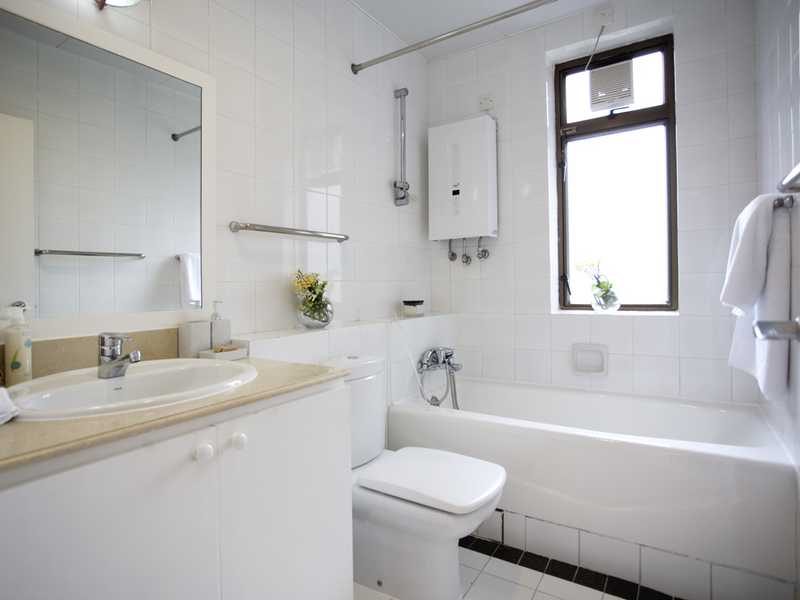 photo 8 — Bamboo Grove Blk 74, Mid Levels East