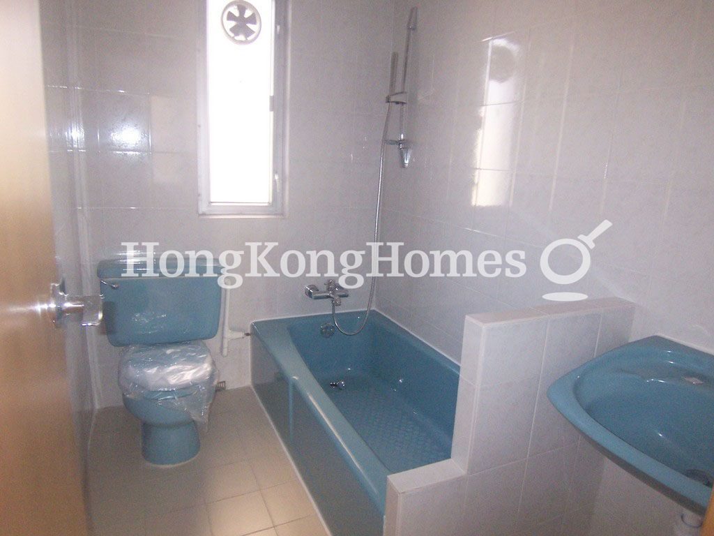 Master Bathroom — 嘉蘭閣，跑馬地