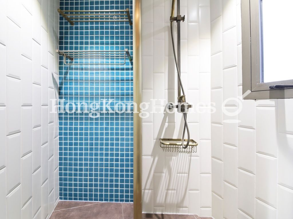 Guest Bathroom — Hollywood Building, Sheung Wan