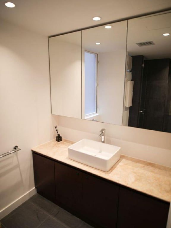 photo 8 — 3 U Lam Terrace, Sheung Wan
