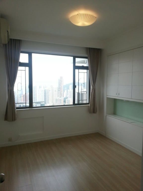 photo 5 — Evergreen Villa, Mid Levels East