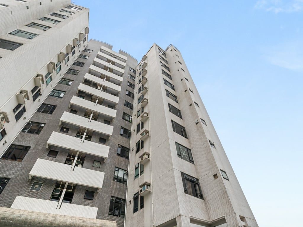 photo 12 — Hatton Place, Mid Levels West