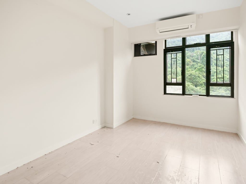 photo 9 — Hatton Place, Mid Levels West