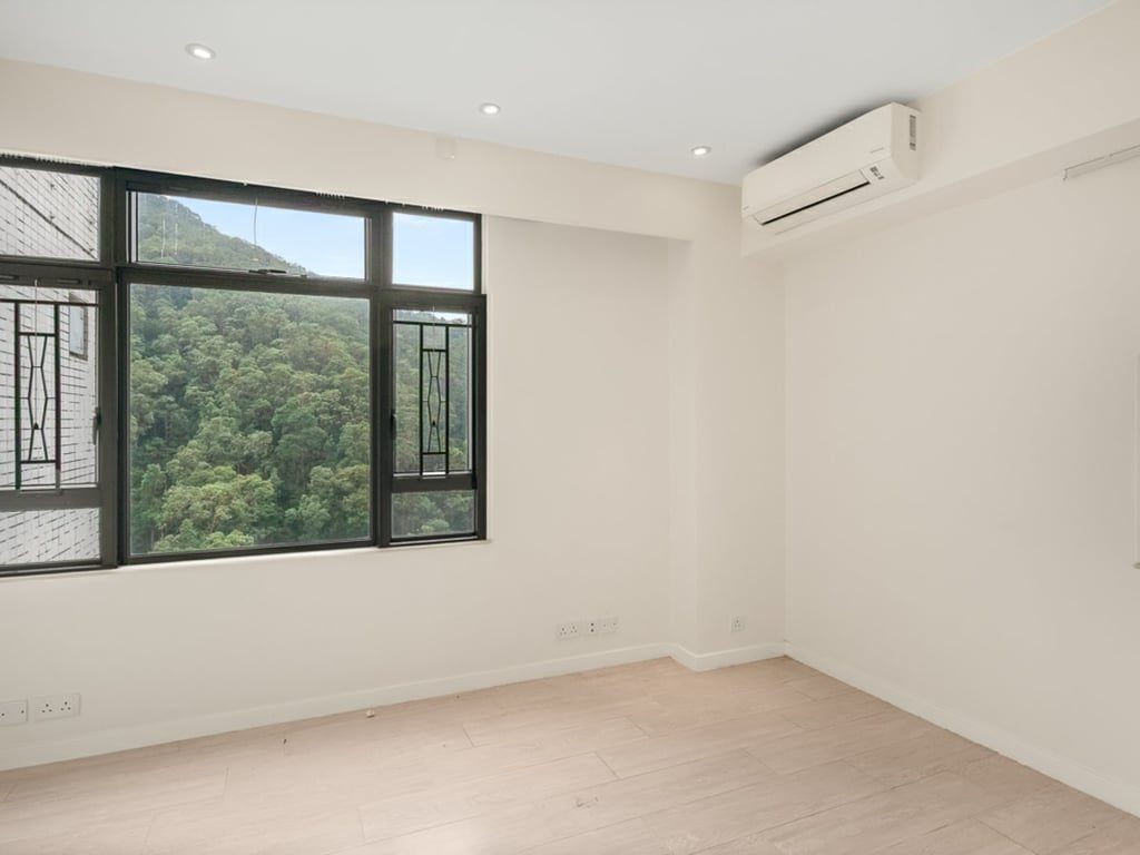 photo 10 — Hatton Place, Mid Levels West
