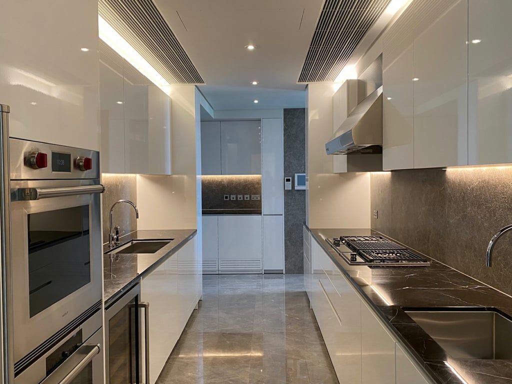 photo 2 — 8 Deep Water Bay Drive Twr 2, Deep Water Bay