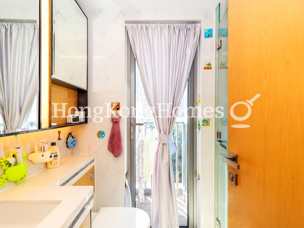 Guest Bathroom — 倚南，鴨脷洲