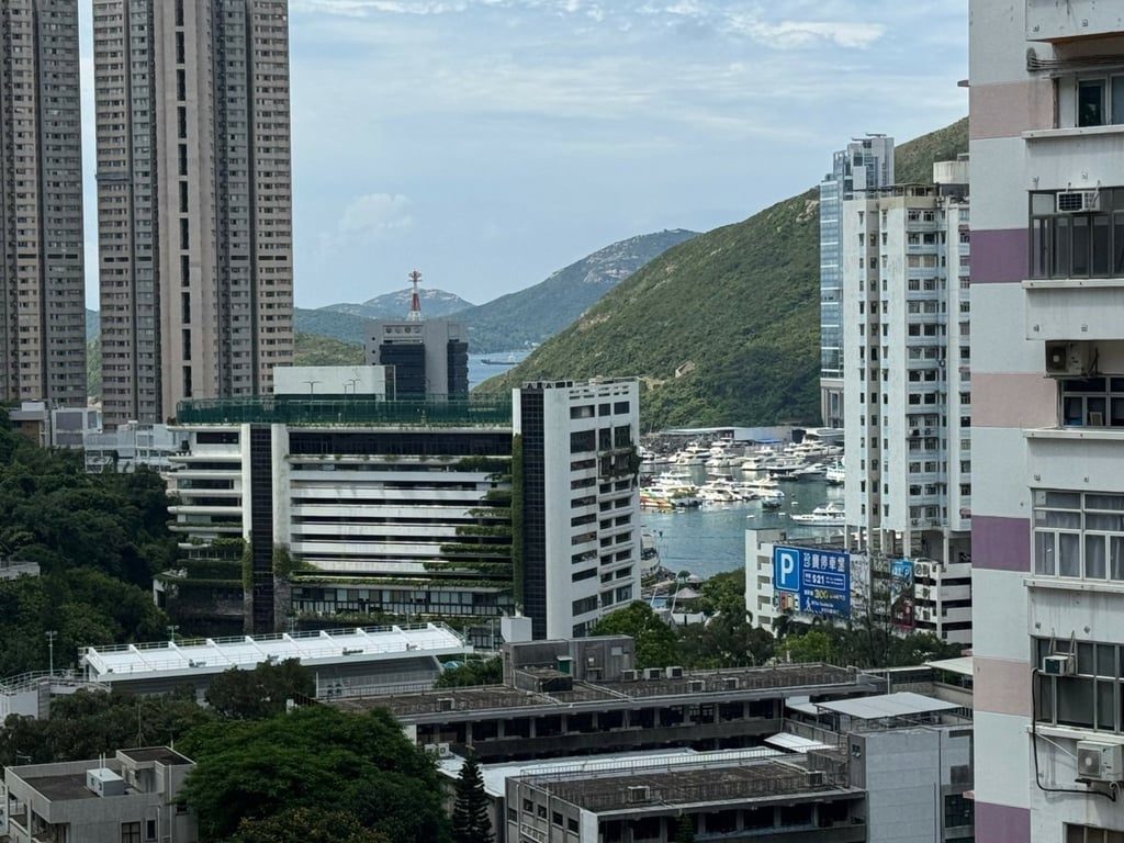 photo 4 — Remex Centre, Wong Chuk Hang