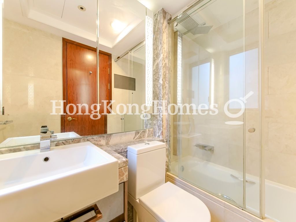 Guest Bathroom — 囍匯 - 第1期- 第5座，灣仔
