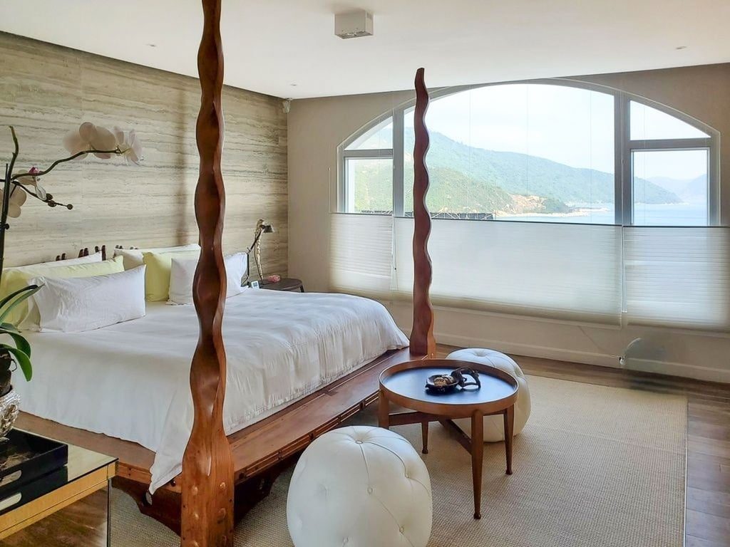 photo 2 — Redhill Peninsula - Cedar Drive, Tai Tam