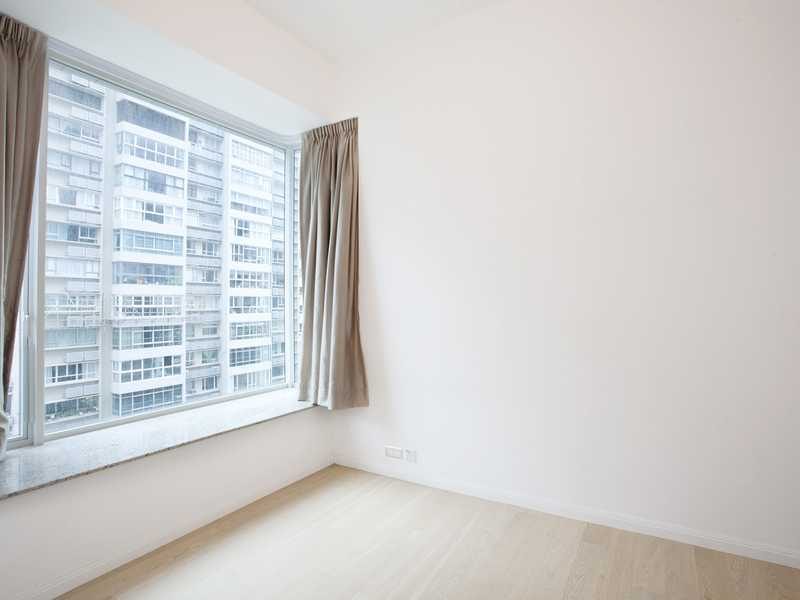 photo 7 — Conduit 18, Mid Levels Central