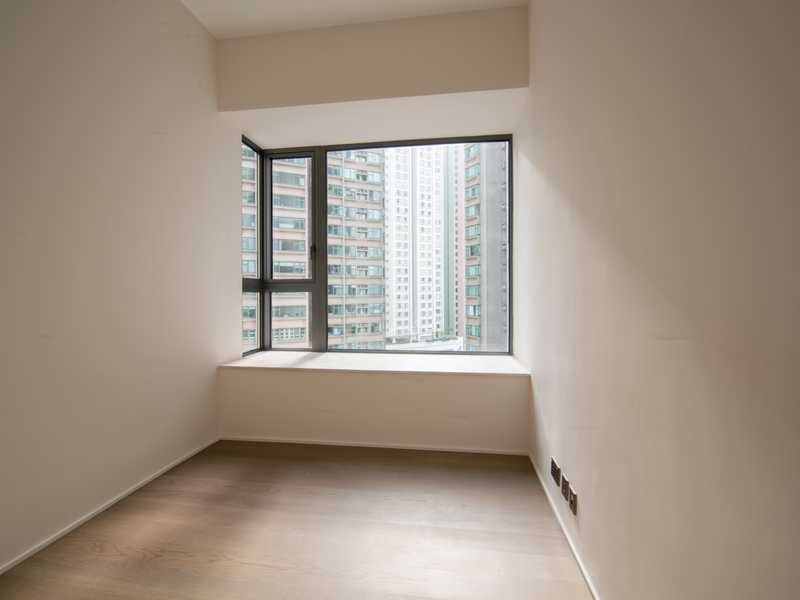 photo 3 — Azura, Mid Levels West