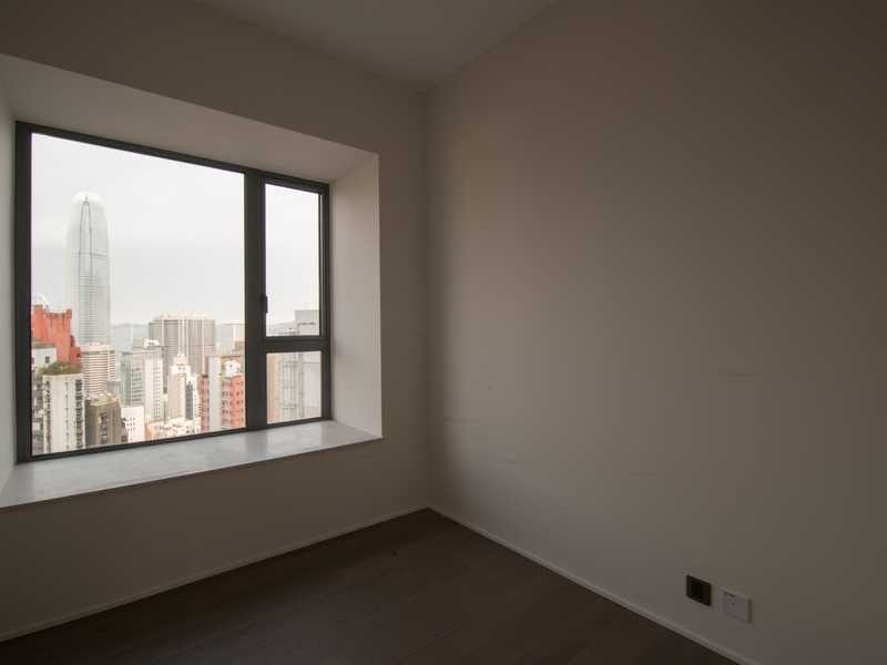 photo 4 — Azura, Mid Levels West