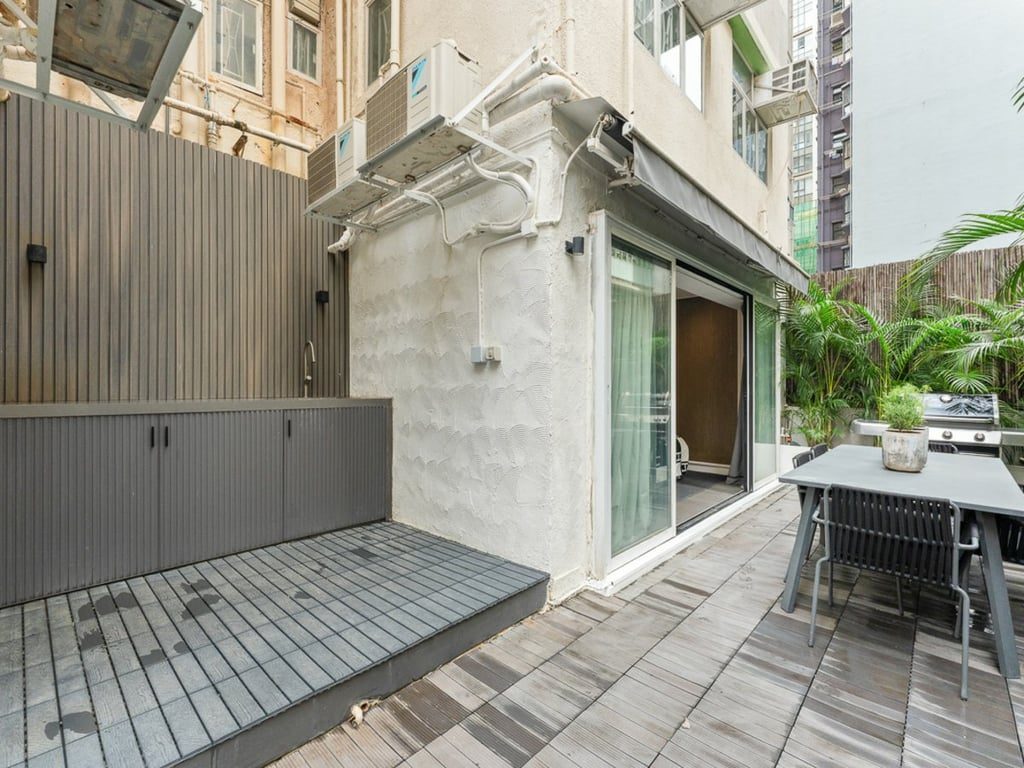 photo 15 — Hang Sing Mansion, Sai Ying Pun