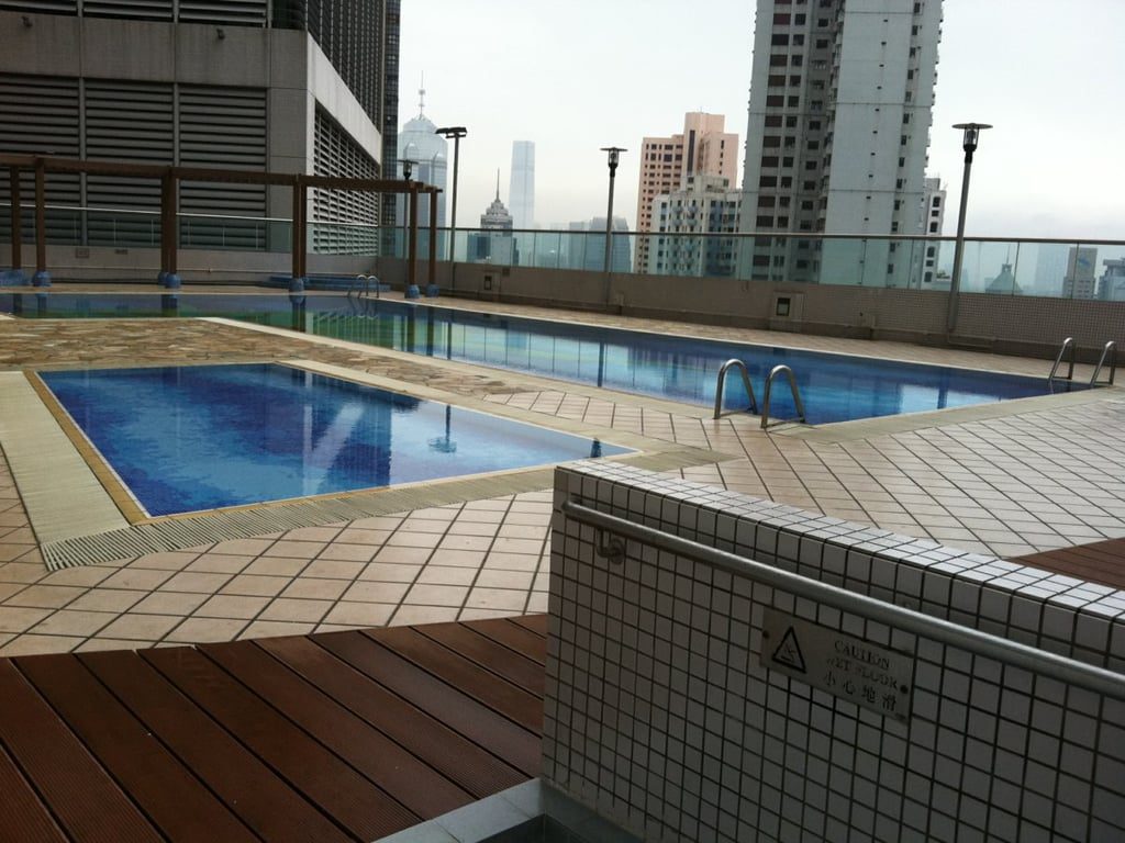 photo 3 — Clovelly Court, Mid Levels Central