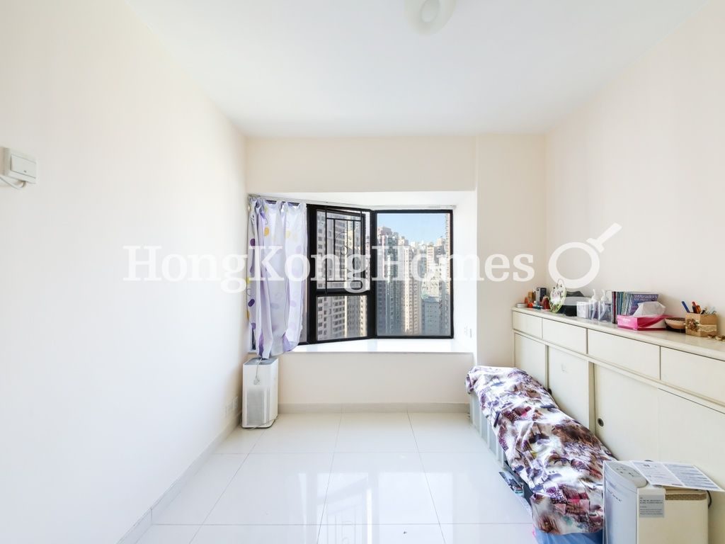 Master Bedroom — Euston Court - Block 01, Mid-levels West