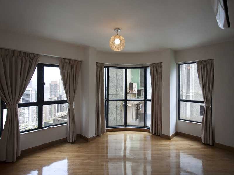 photo 4 — Wilton Place, Mid Levels West