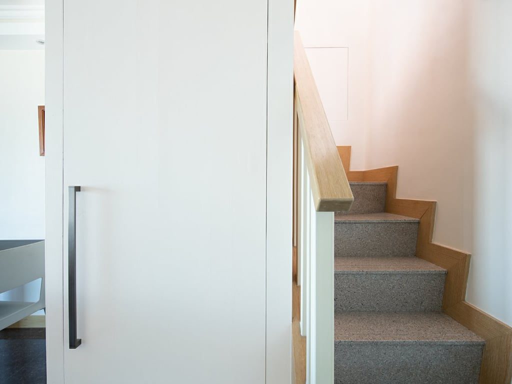 photo 11 — Royal Court, Mid Levels East