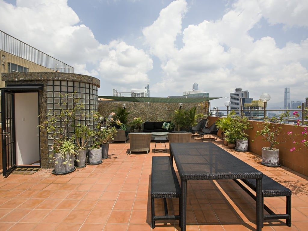 photo 10 — Camelot Heights, Mid Levels East