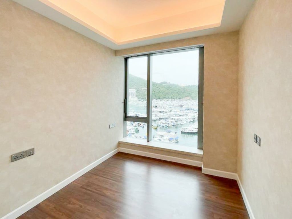 photo 10 — Marina South, Ap Lei Chau