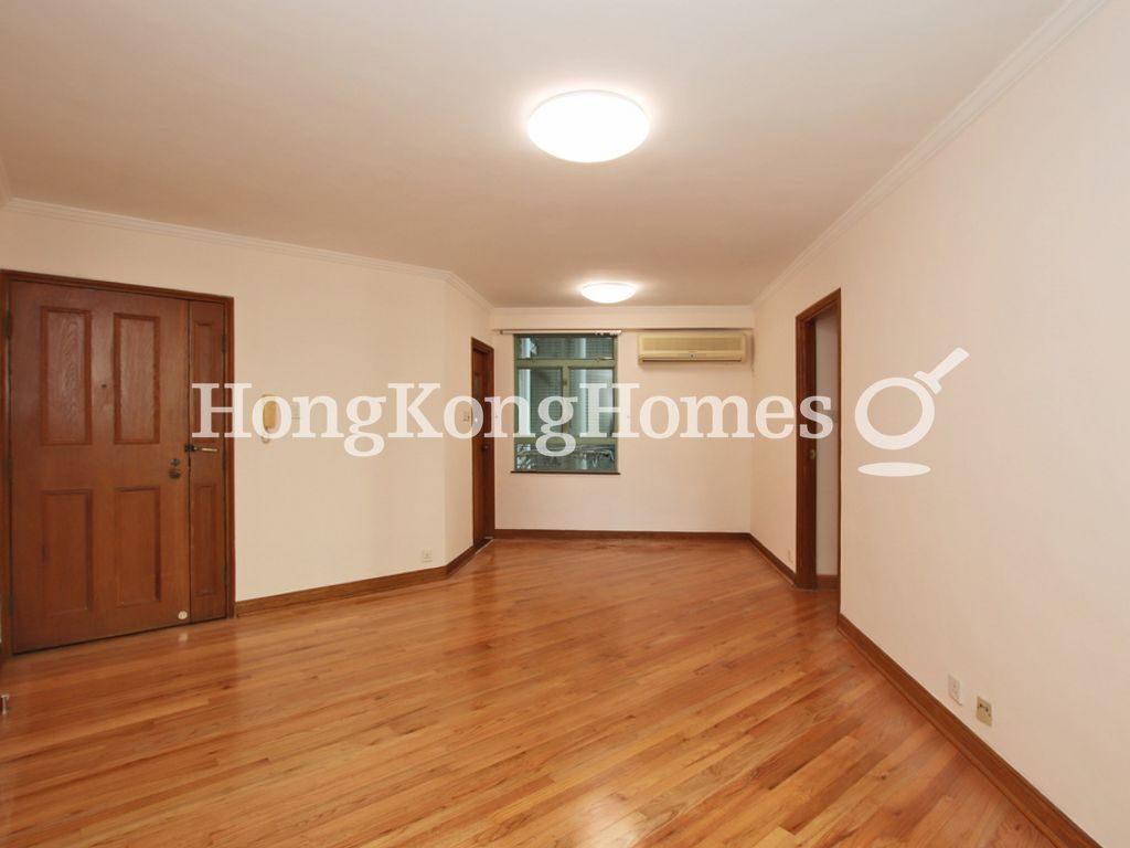 Living and Dining Room — Goldwin Heights, Mid-levels West