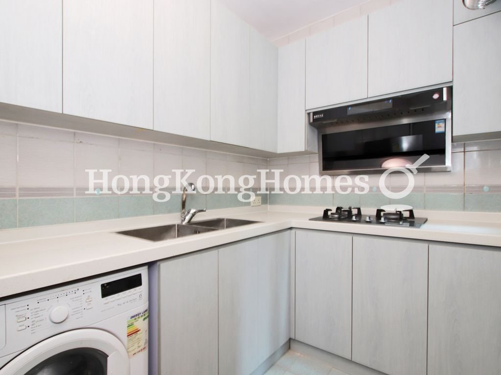 Kitchen — Goldwin Heights, Mid-levels West