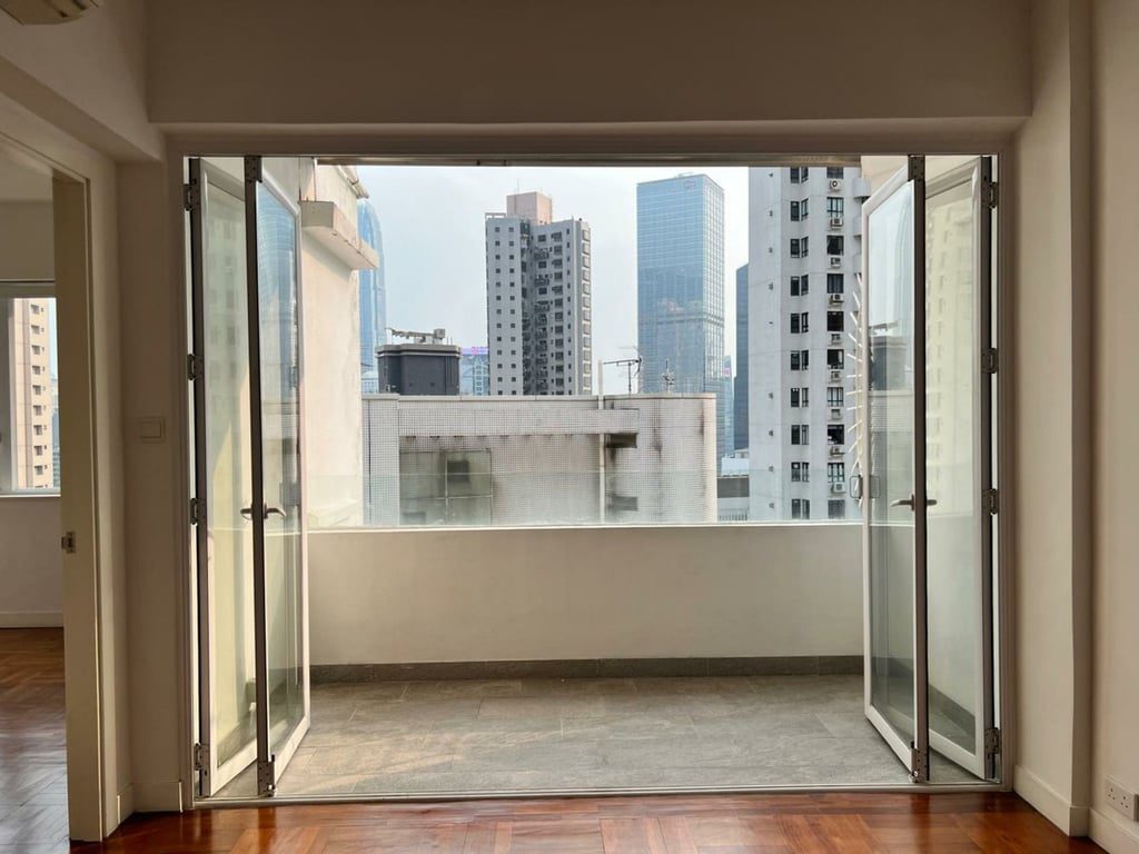 5G Bowen Road