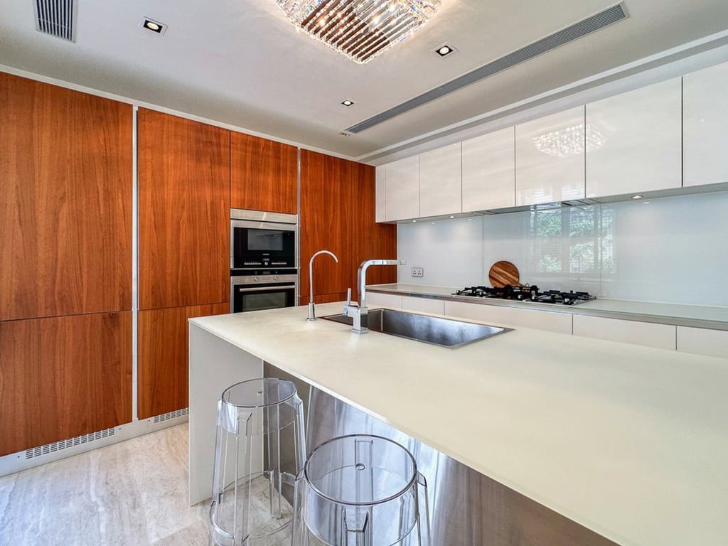 photo 3 — 9 Broom Road, Happy Valley