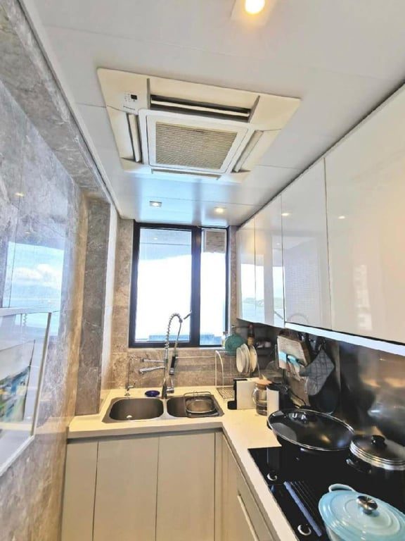 photo 4 — Bel-Air No.8 (Phase 6) Twr 3, Pok Fu Lam