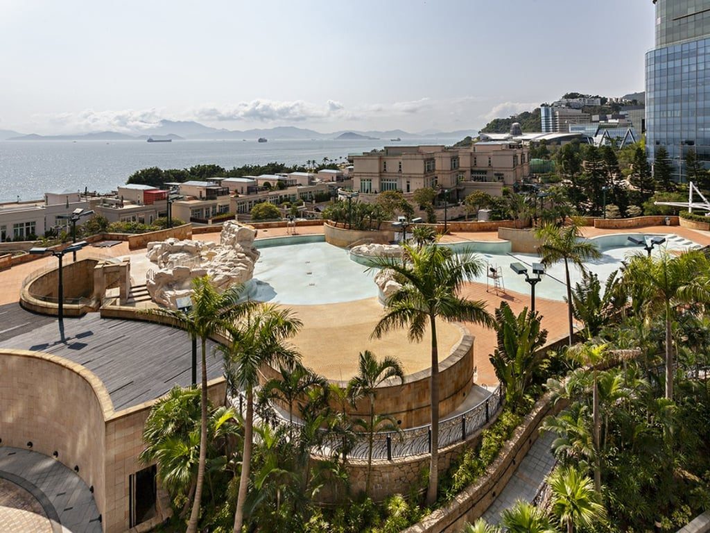 photo 8 — Bel-Air No.8 (Phase 6) Twr 3, Pok Fu Lam