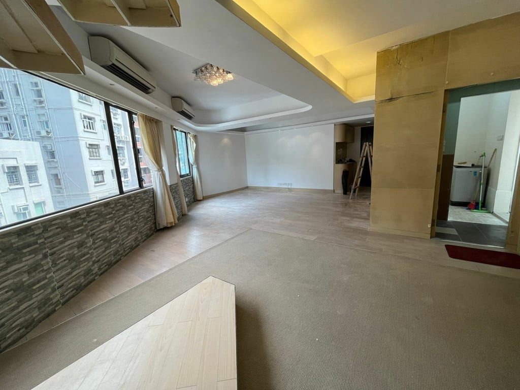 相片 4 — 金輝園，跑馬地