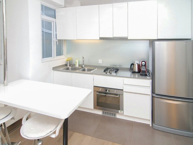 photo 3 — Jadestone Court, Mid Levels West