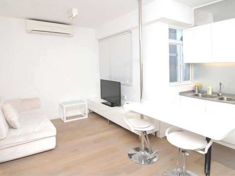 photo 4 — Jadestone Court, Mid Levels West