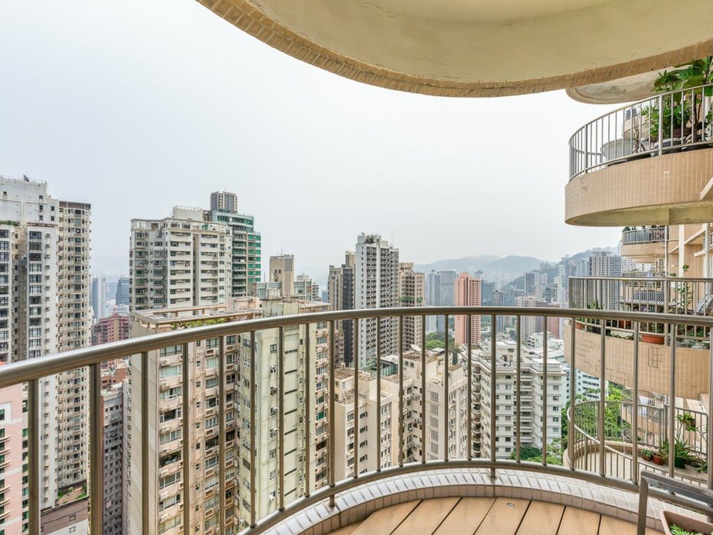 photo 16 — Pearl Gardens, Mid Levels Central