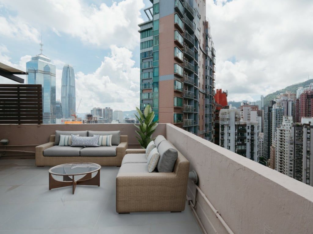 photo 3 — Kam Kin Mansion, Mid Levels Central