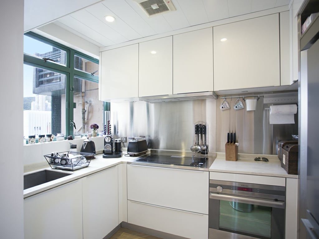 photo 6 — Caroline Garden, Causeway Bay