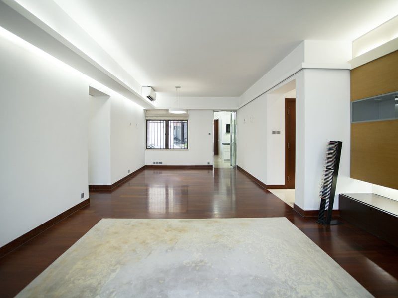 photo 2 — Elm Tree Towers, Jardine S Lookout