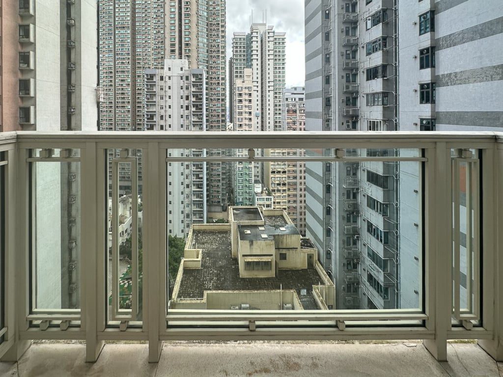 photo 2 — The Morgan, Mid Levels Central