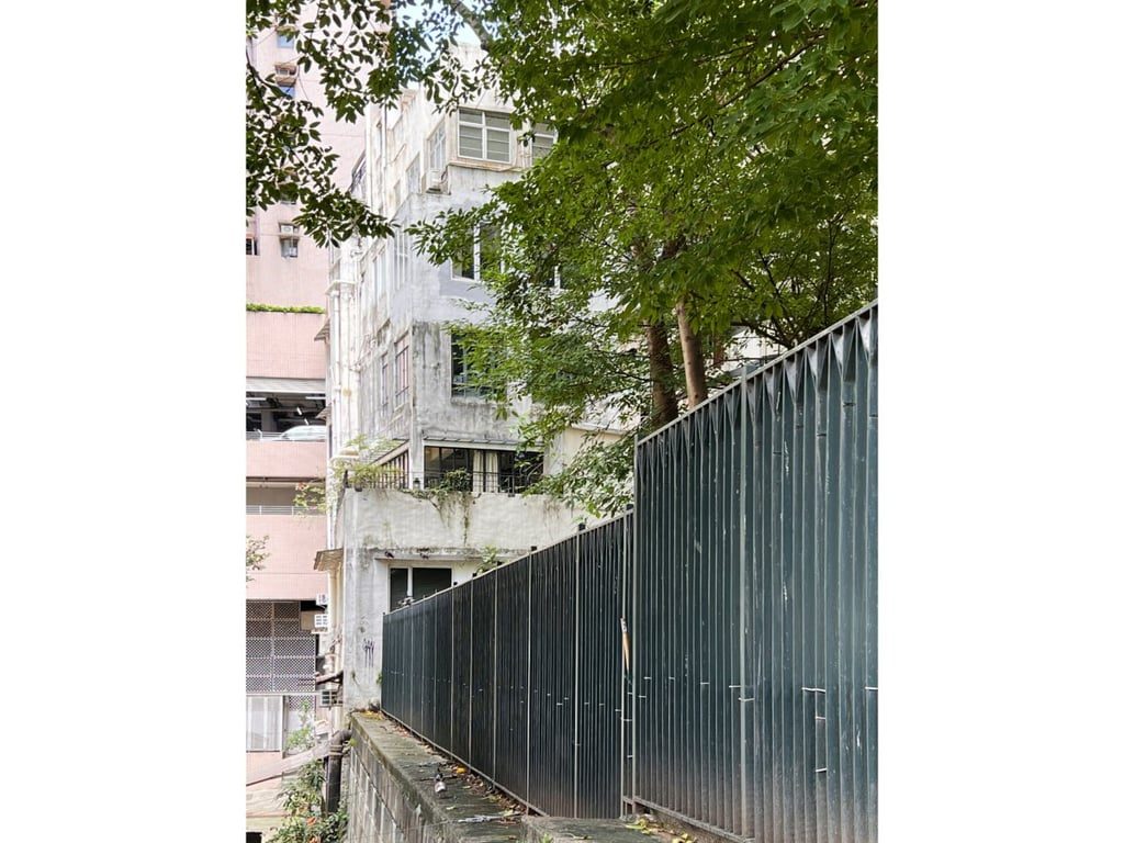 photo 19 — 40-42 Circular Pathway, Sheung Wan