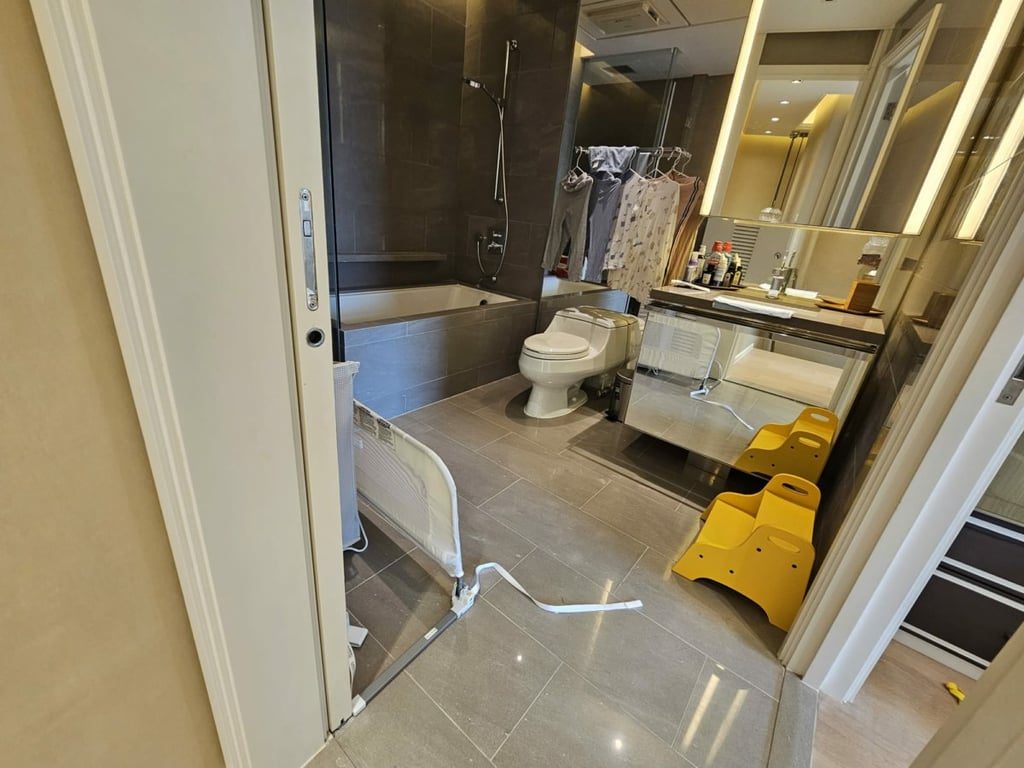 photo 7 — The Morgan, Mid Levels Central