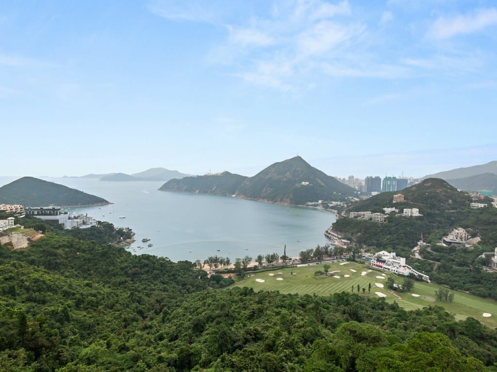 photo 2 — 37 Repulse Bay Road, Repulse Bay
