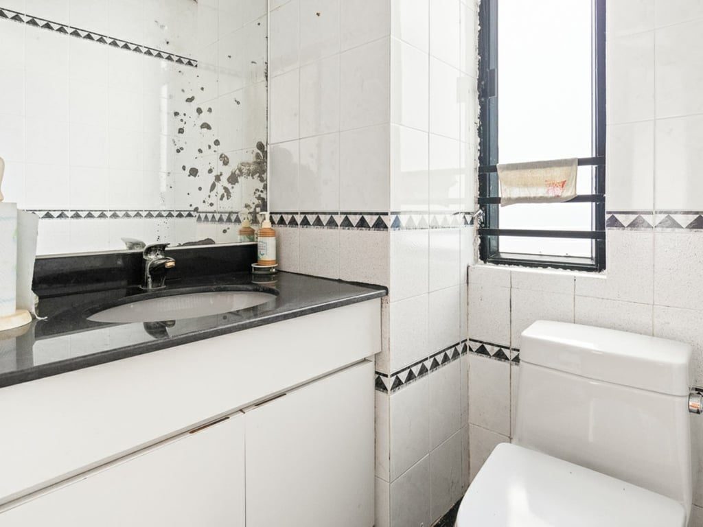 photo 8 — 37 Repulse Bay Road, Repulse Bay