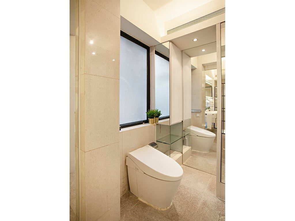 photo 10 — Mountain View Court, Mid Levels Central