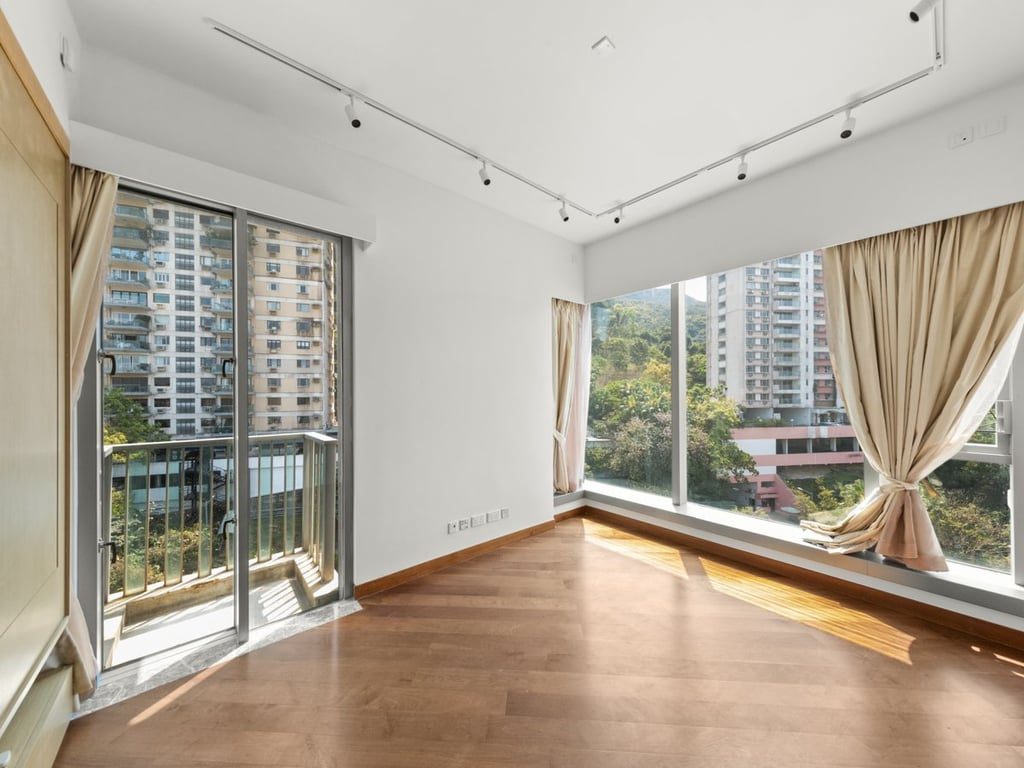 photo 4 — 55 Conduit Road, Mid Levels Central
