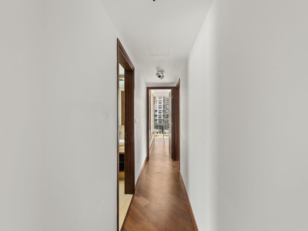 photo 9 — 55 Conduit Road, Mid Levels Central