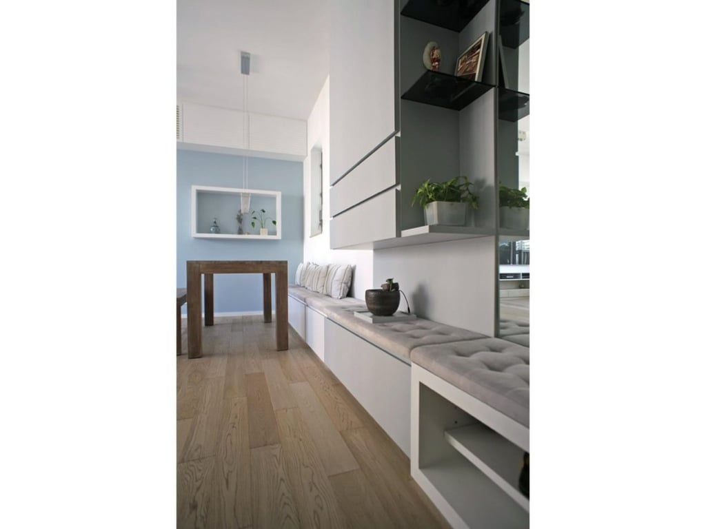 photo 2 — Island Crest, Sai Ying Pun